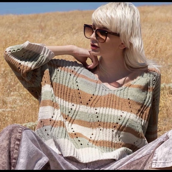 New! Clearance 🔥 Was $79.00 POL Desert Sage Chenille Sweater Stripe - Picture 3 of 7